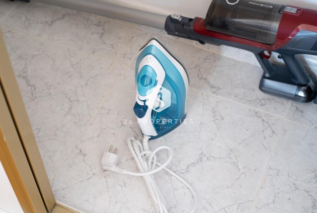 Aus zweiter Hand - Chalet -
Orihuela Costa - Los Almendros-la Florida