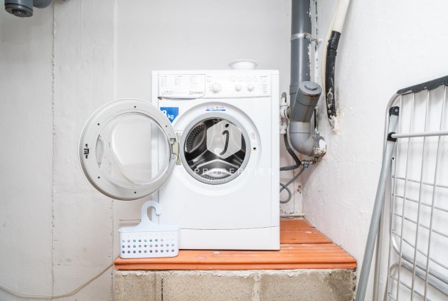 Aus zweiter Hand - Chalet -
Orihuela Costa - Los Almendros-la Florida