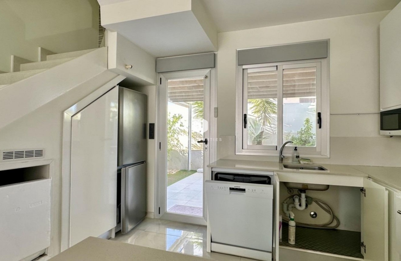 Segunda mano - Villa -
Orihuela Costa - Lomas De Cabo Roig-los Dolses