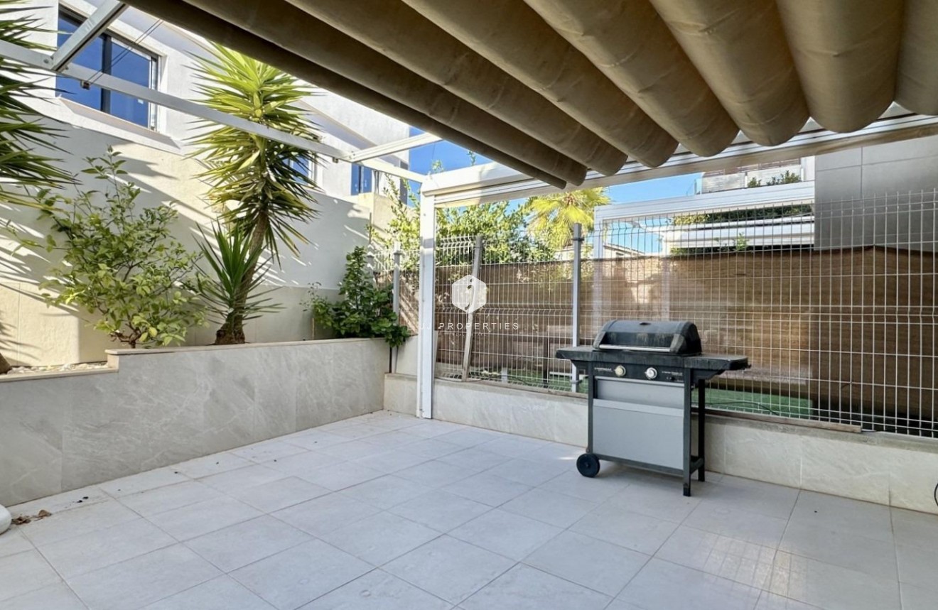 Segunda mano - Villa -
Orihuela Costa - Lomas De Cabo Roig-los Dolses