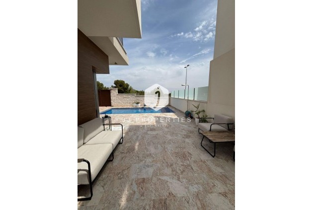 Tweedehands - Villa -
Orihuela Costa - Villamartín-las Filipinas