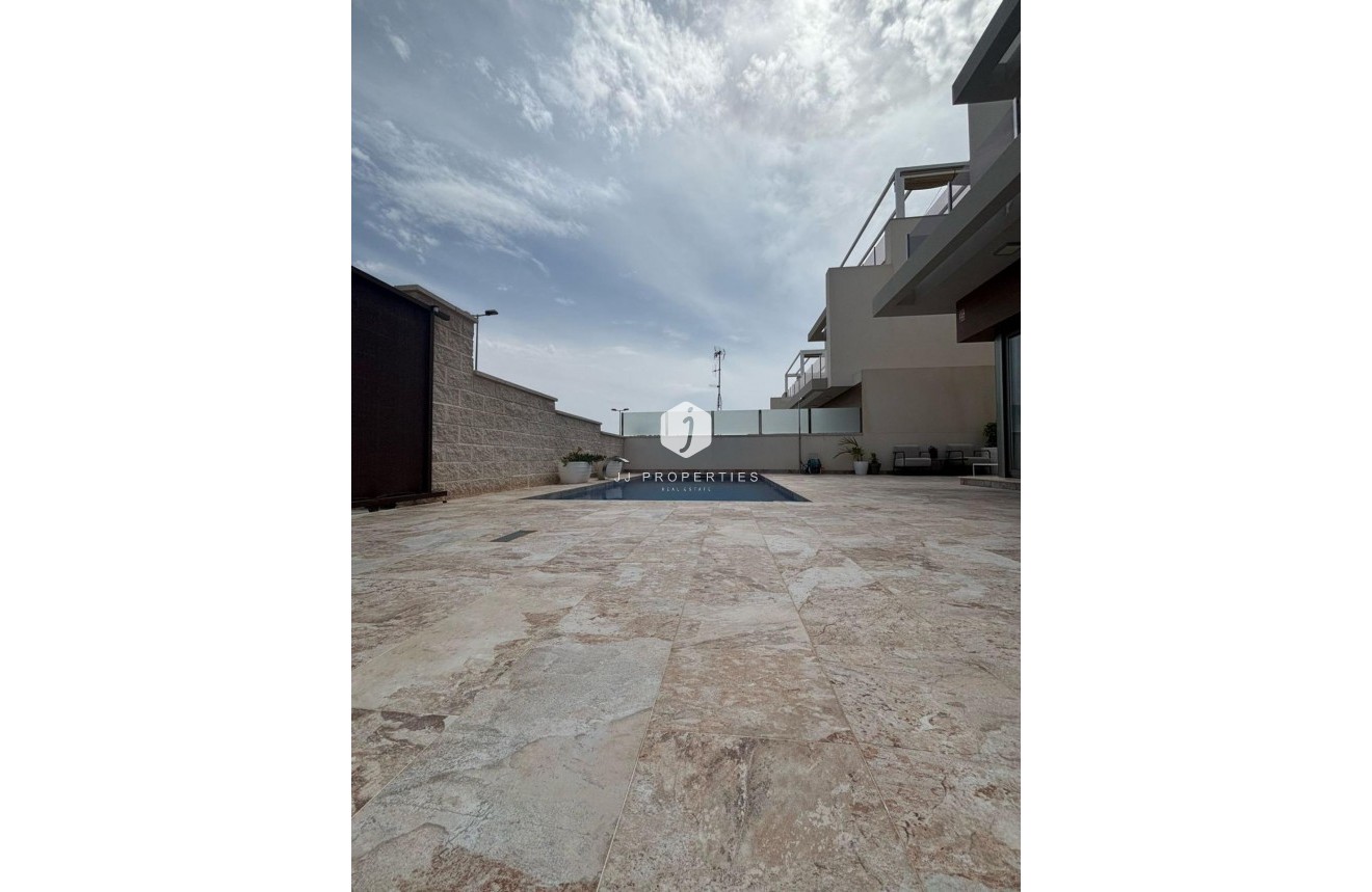 Tweedehands - Villa -
Orihuela Costa - Villamartín-las Filipinas