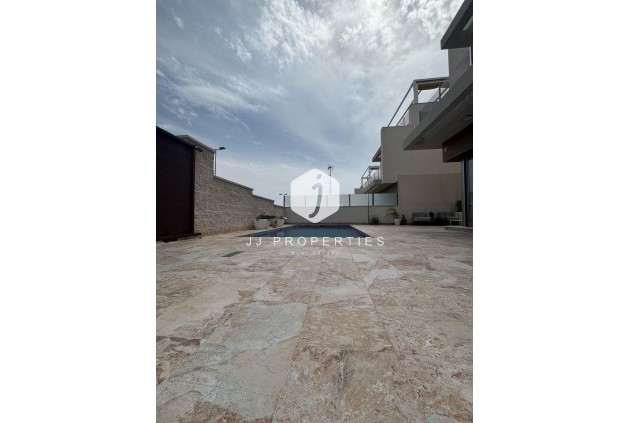 Tweedehands - Villa -
Orihuela Costa - Villamartín-las Filipinas