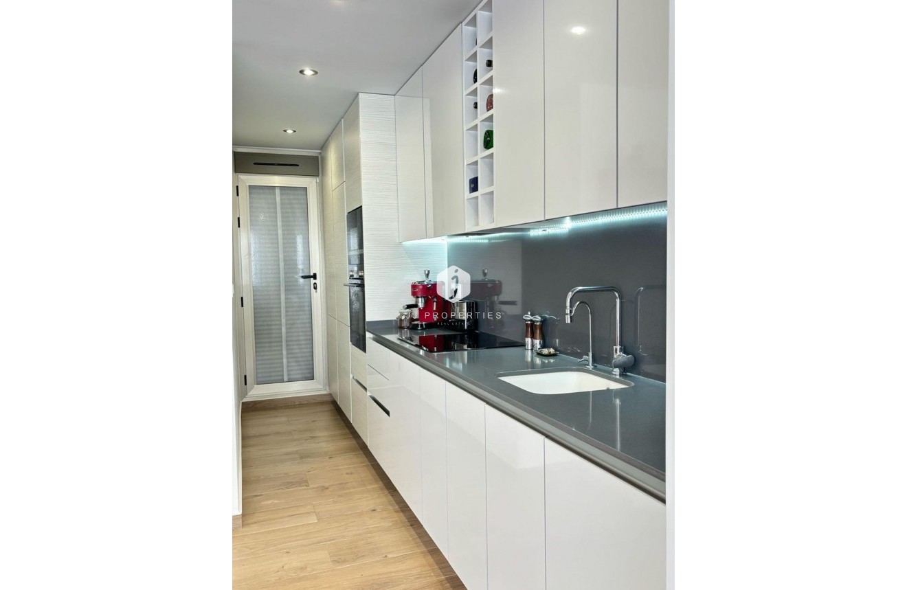 Tweedehands - Villa -
Orihuela Costa - Villamartín-las Filipinas