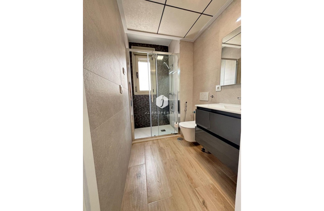 Tweedehands - Villa -
Orihuela Costa - Villamartín-las Filipinas