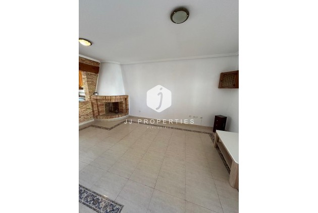 Z drugiej ręki - Dupleks -
Orihuela Costa - Los Almendros-la Florida