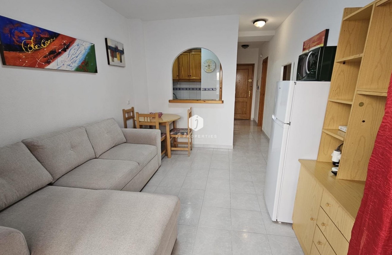 D'occasion - Appartement -
Torrevieja - Acequion