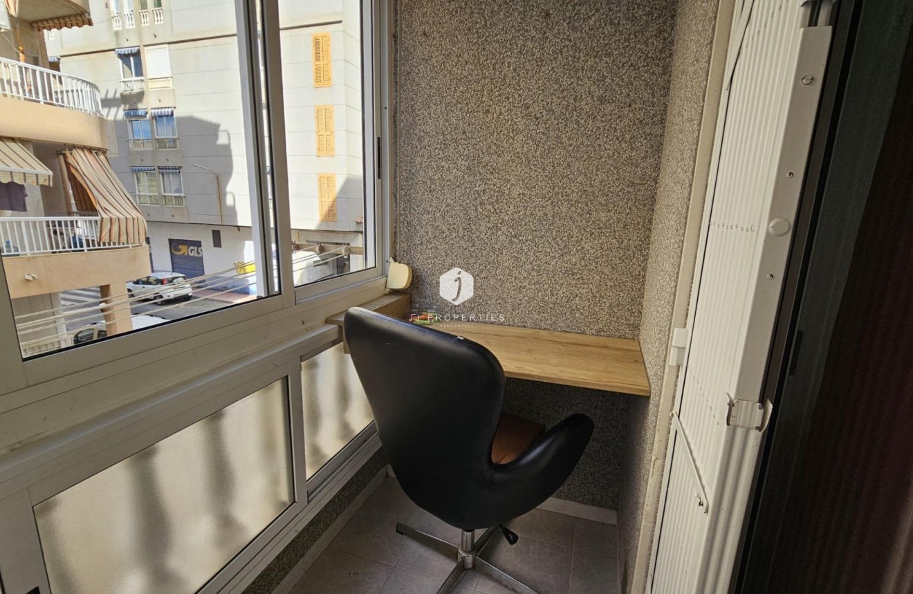 D'occasion - Appartement -
Torrevieja - Acequion