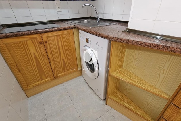 D'occasion - Appartement -
Torrevieja - Acequion