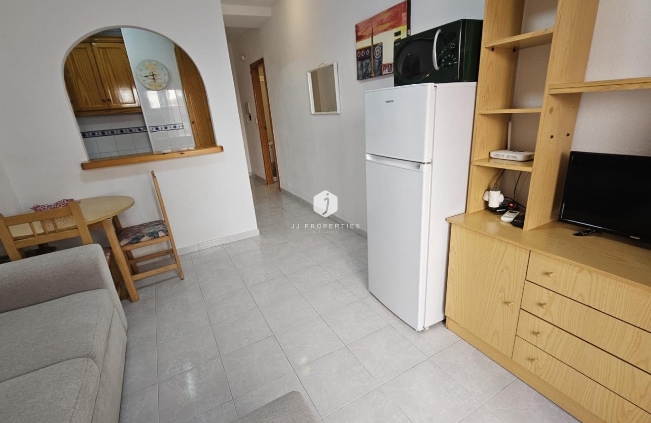 D'occasion - Appartement -
Torrevieja - Acequion