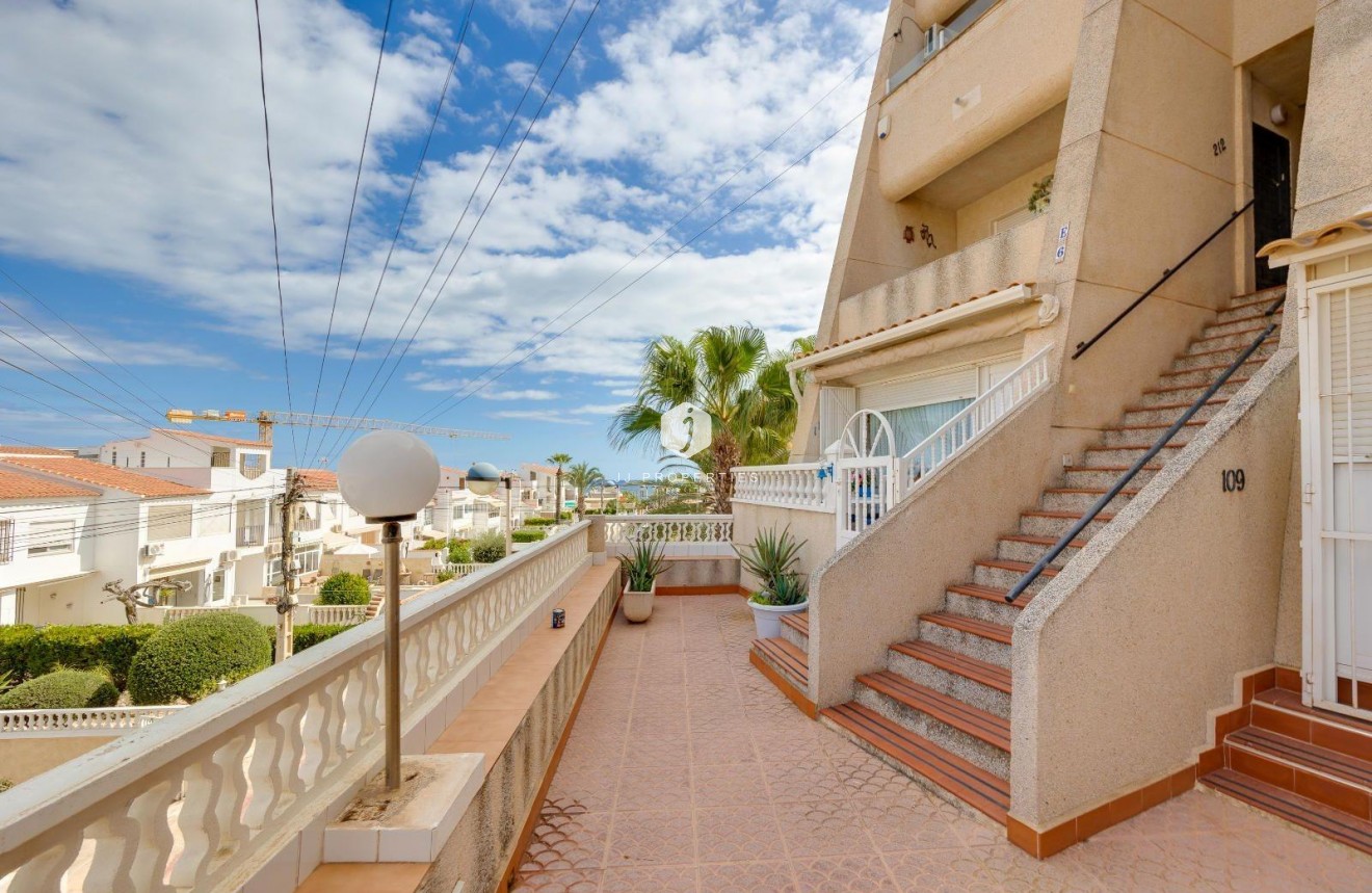 Tweedehands - Appartement / flat -
Torrevieja - Cabo cervera