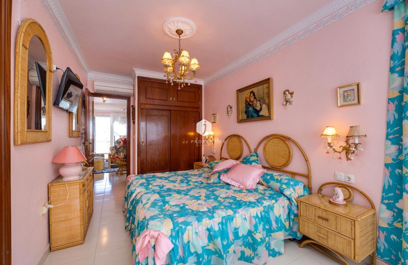 Tweedehands - Appartement / flat -
Torrevieja - Cabo cervera