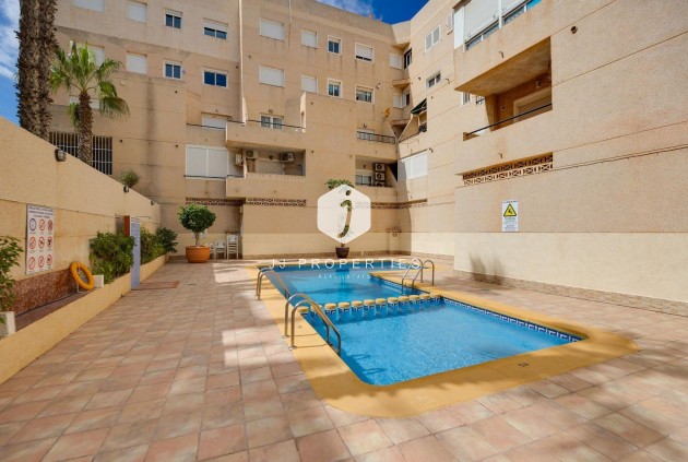 Tweedehands - Appartement / flat -
Torrevieja - Cabo cervera