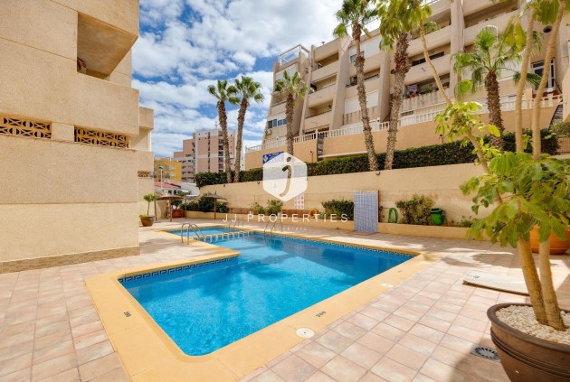 Tweedehands - Appartement / flat -
Torrevieja - Cabo cervera
