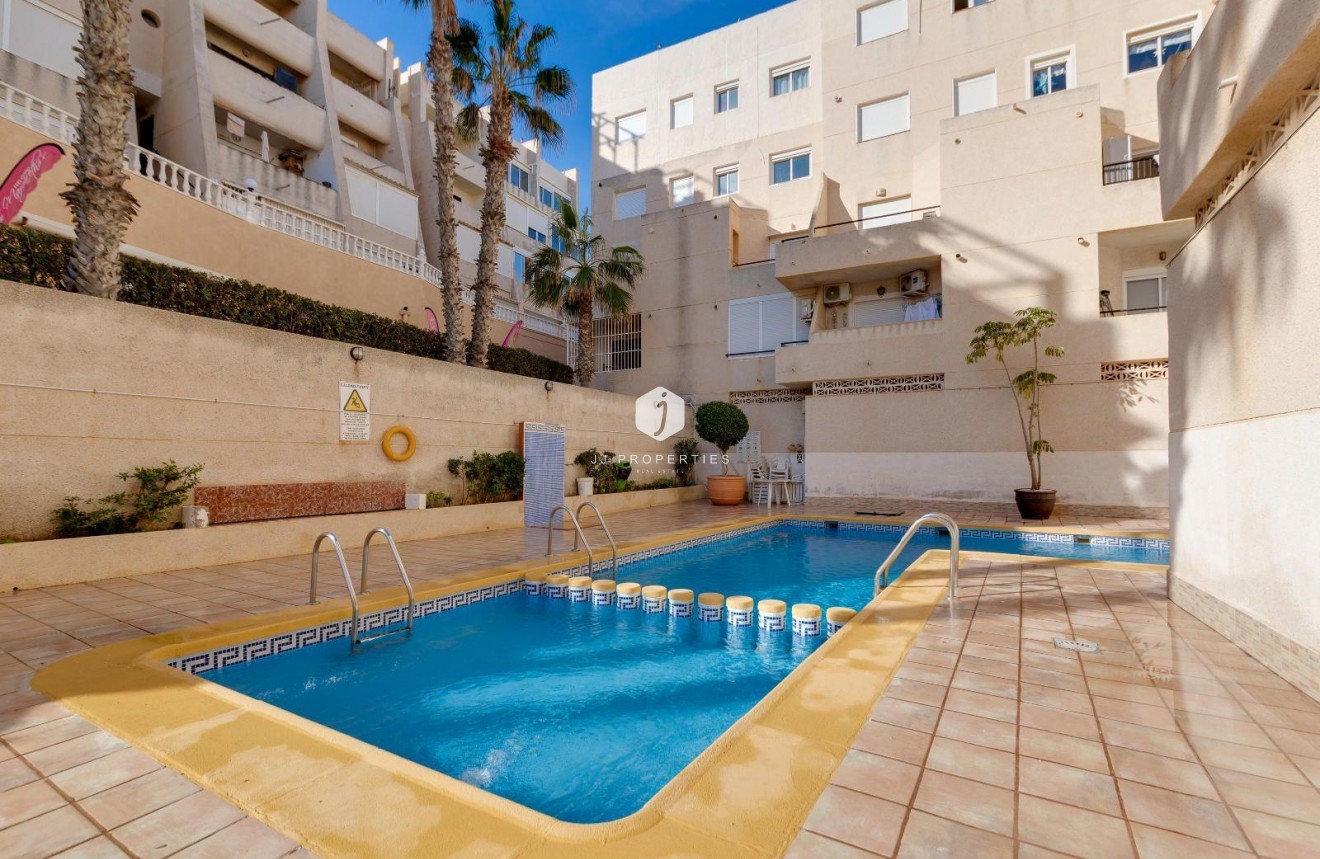 Tweedehands - Appartement / flat -
Torrevieja - Cabo cervera