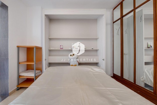 Z drugiej ręki - Mieszkanie w bloku -
Torrevieja - La Siesta - El Salado - Torreta