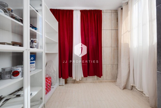 Z drugiej ręki - Mieszkanie w bloku -
Torrevieja - La Siesta - El Salado - Torreta