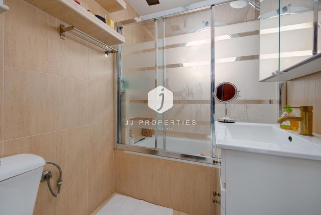 Z drugiej ręki - Mieszkanie w bloku -
Torrevieja - La Siesta - El Salado - Torreta