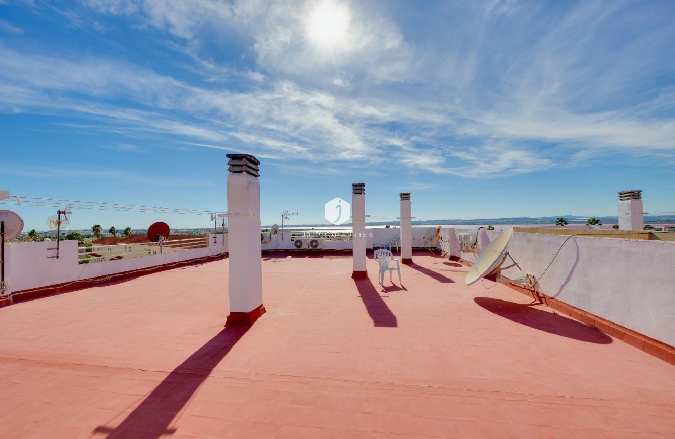 Z drugiej ręki - Mieszkanie w bloku -
Torrevieja - La Siesta - El Salado - Torreta