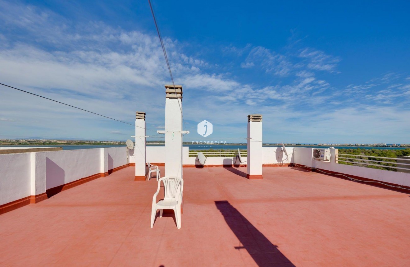 Z drugiej ręki - Mieszkanie w bloku -
Torrevieja - La Siesta - El Salado - Torreta