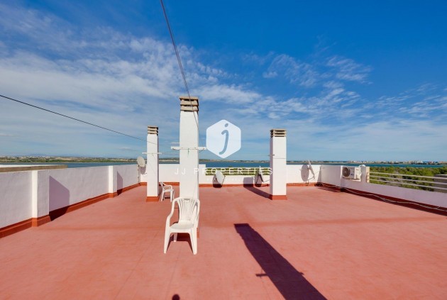 Z drugiej ręki - Mieszkanie w bloku -
Torrevieja - La Siesta - El Salado - Torreta