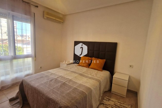 Aus zweiter Hand - Chalet -
Torrevieja - Torreblanca