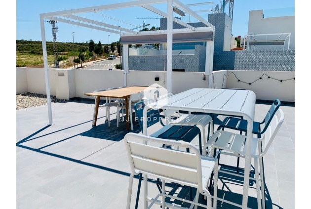 Tweedehands - Appartement / flat -
San Miguel de Salinas - Inland