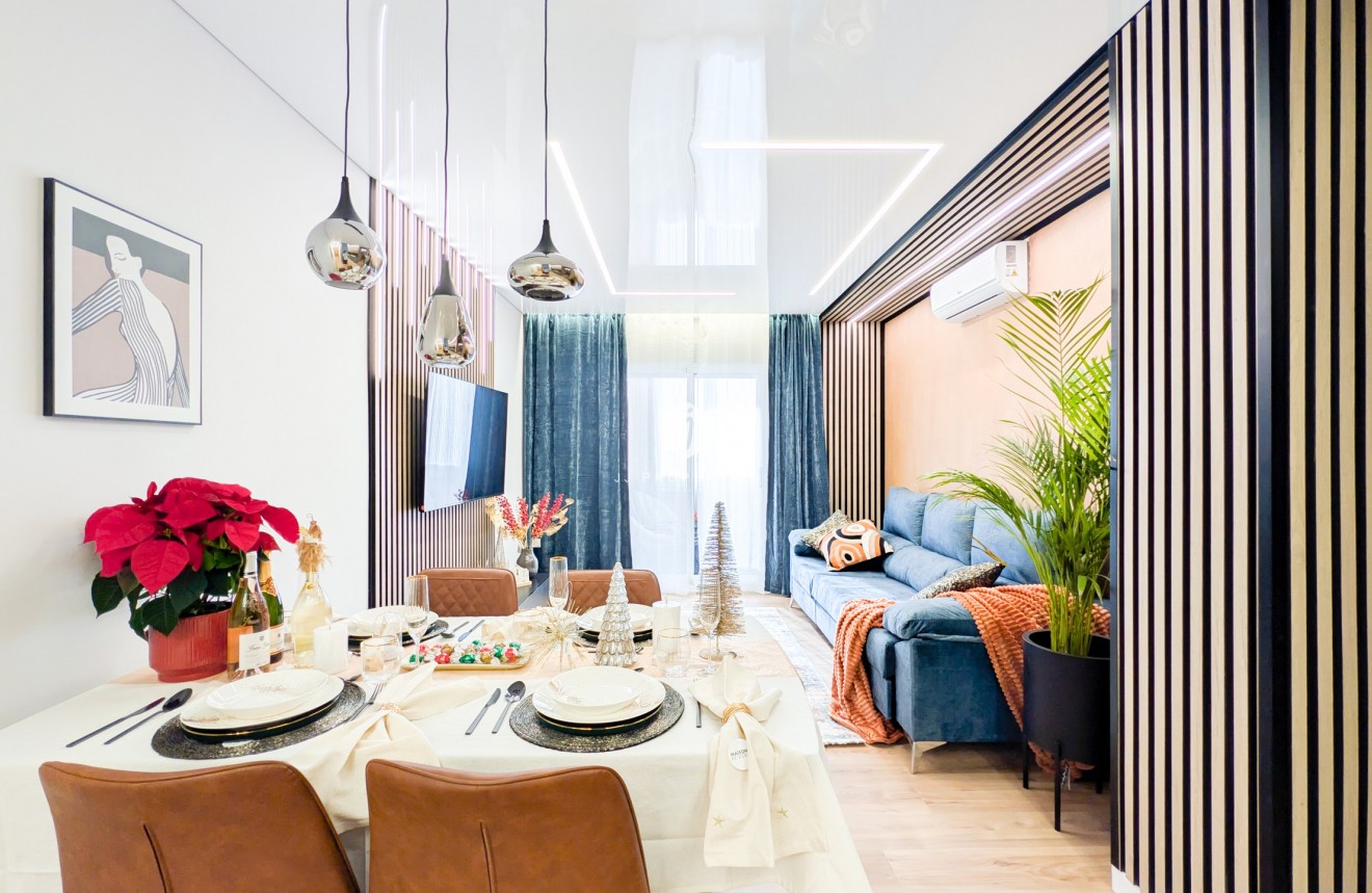 Z drugiej ręki - Mieszkanie w bloku -
Torrevieja - Costa Blanca