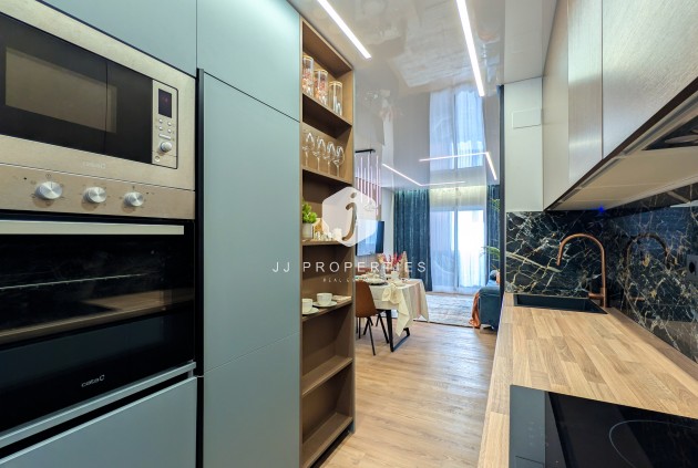 Z drugiej ręki - Mieszkanie w bloku -
Torrevieja - Costa Blanca