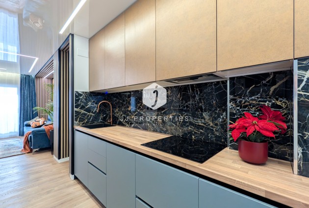 Z drugiej ręki - Mieszkanie w bloku -
Torrevieja - Costa Blanca