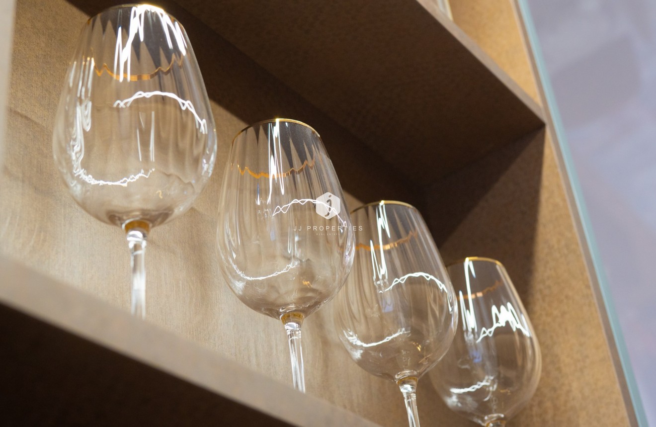 Z drugiej ręki - Mieszkanie w bloku -
Torrevieja - Costa Blanca