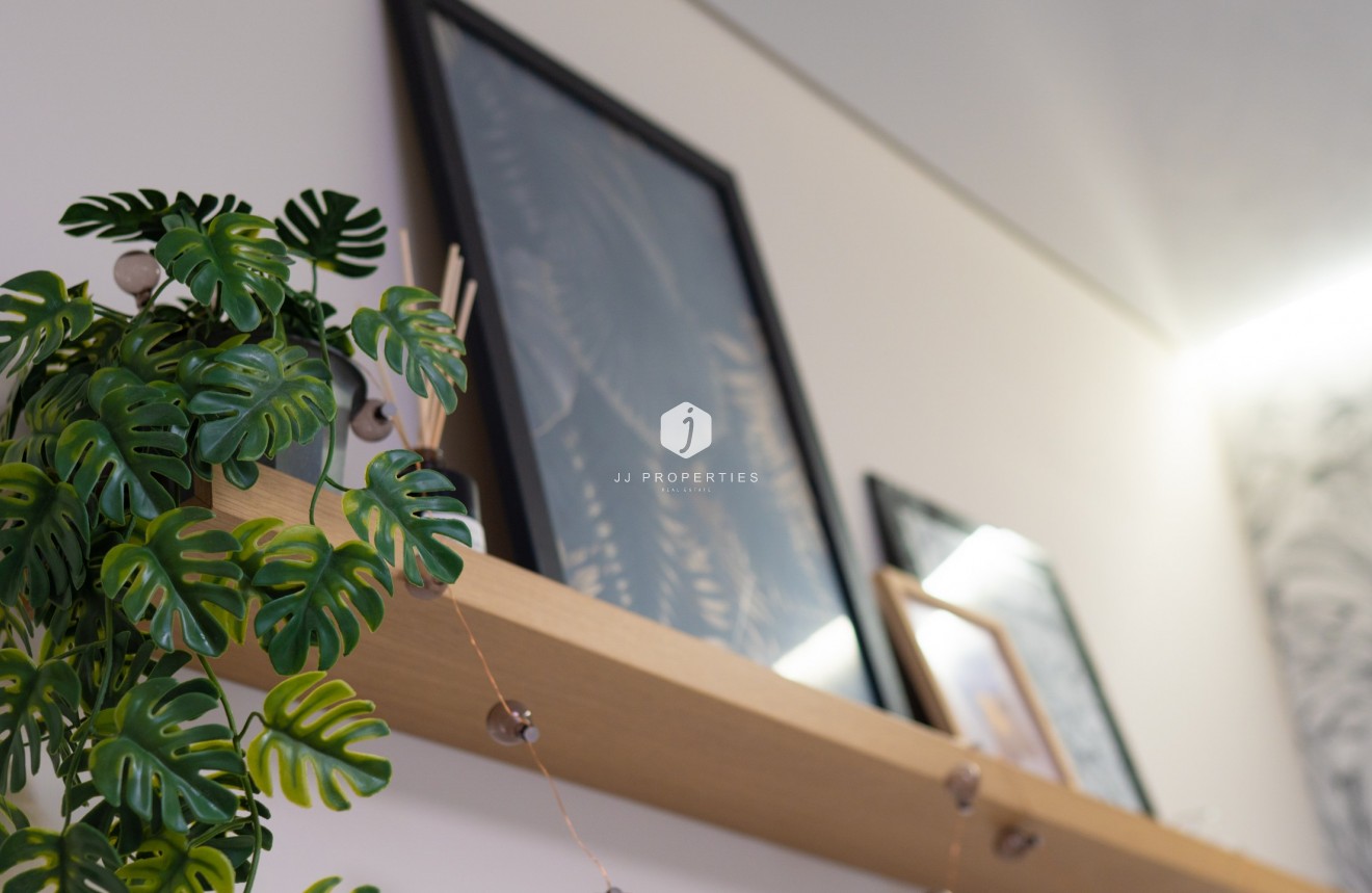 Z drugiej ręki - Mieszkanie w bloku -
Torrevieja - Costa Blanca