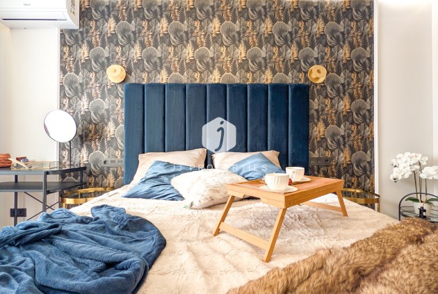 Z drugiej ręki - Mieszkanie w bloku -
Torrevieja - Costa Blanca