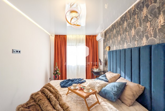 Z drugiej ręki - Mieszkanie w bloku -
Torrevieja - Costa Blanca