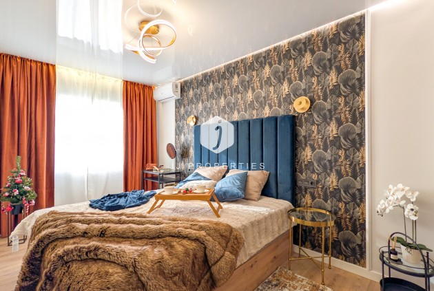 Z drugiej ręki - Mieszkanie w bloku -
Torrevieja - Costa Blanca