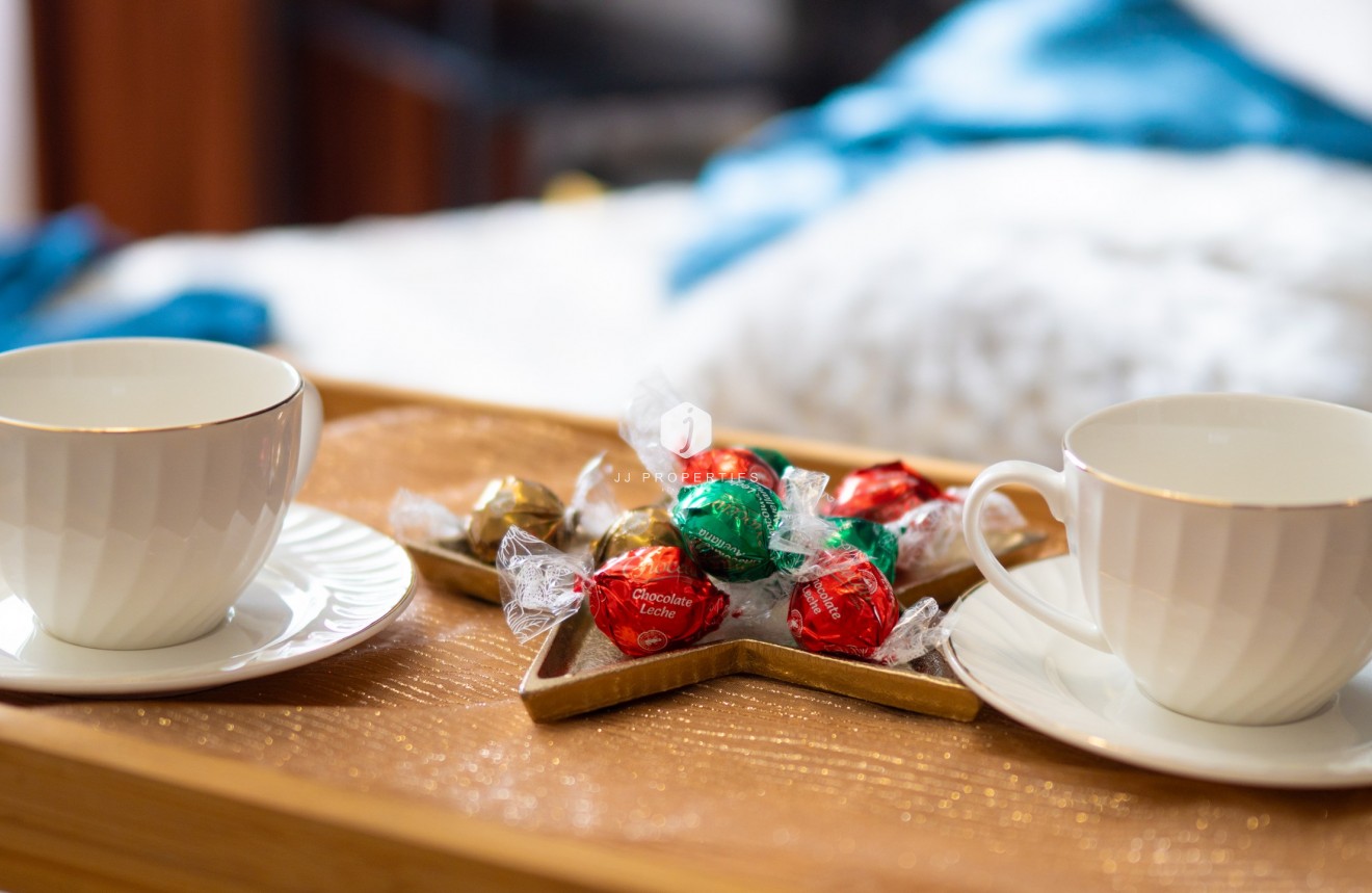 Z drugiej ręki - Mieszkanie w bloku -
Torrevieja - Costa Blanca