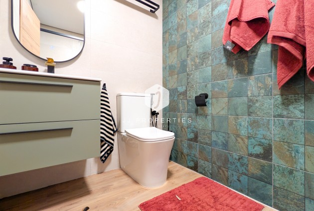 Z drugiej ręki - Mieszkanie w bloku -
Torrevieja - Costa Blanca