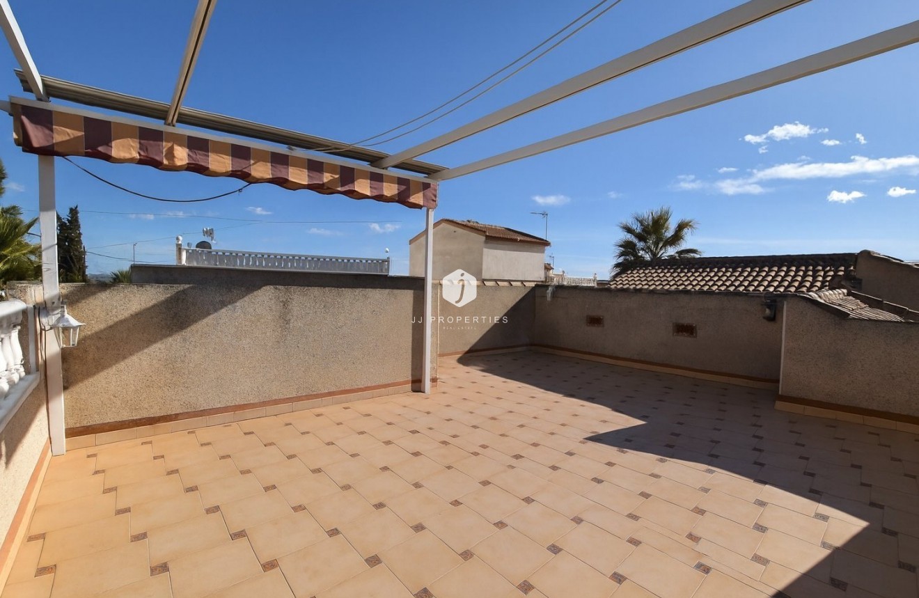 Z drugiej ręki - Villa -
Algorfa - Inland