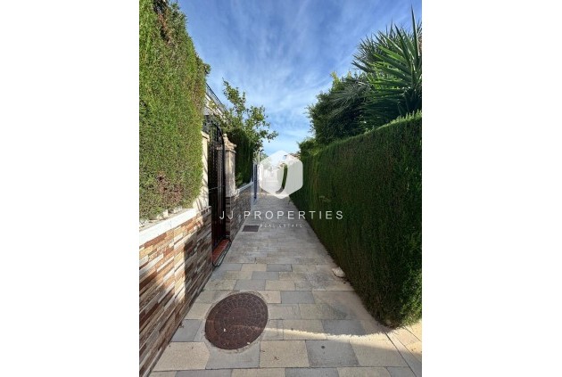 Segunda mano - Duplex -
Orihuela Costa - Punta Prima