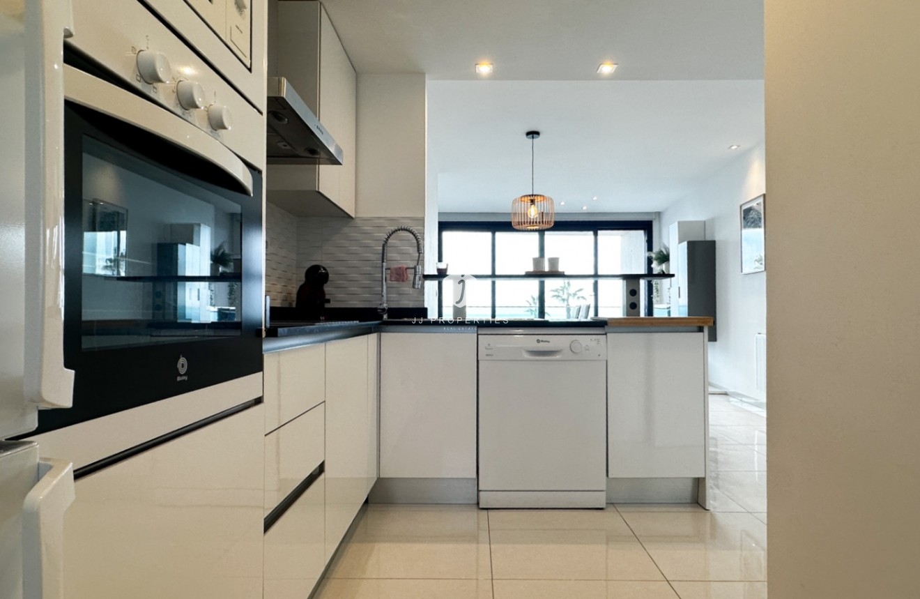 Resale - Apartment / flat -
Torrevieja - Costa Blanca