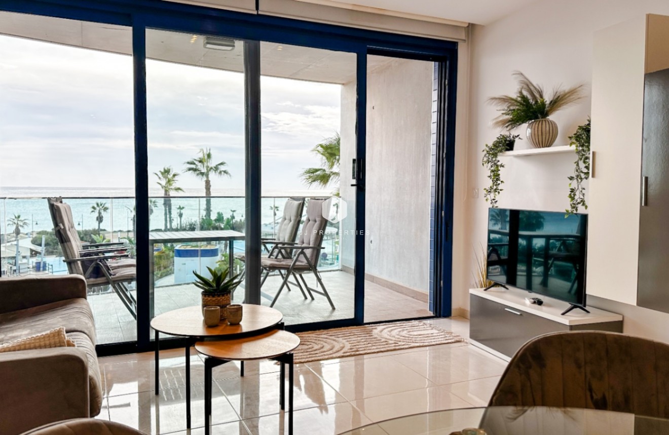 Resale - Apartment / flat -
Torrevieja - Costa Blanca