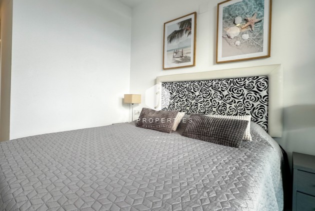 Resale - Apartment / flat -
Torrevieja - Costa Blanca