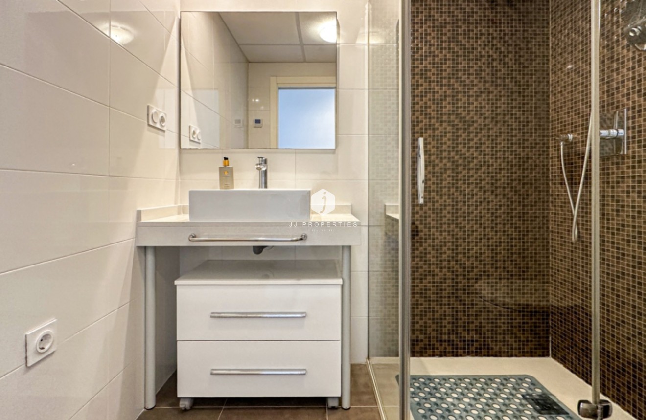 Resale - Apartment / flat -
Torrevieja - Costa Blanca