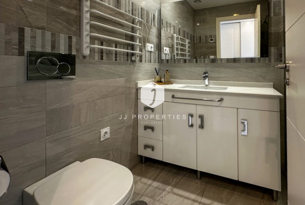 Resale - Apartment / flat -
Torrevieja - Costa Blanca