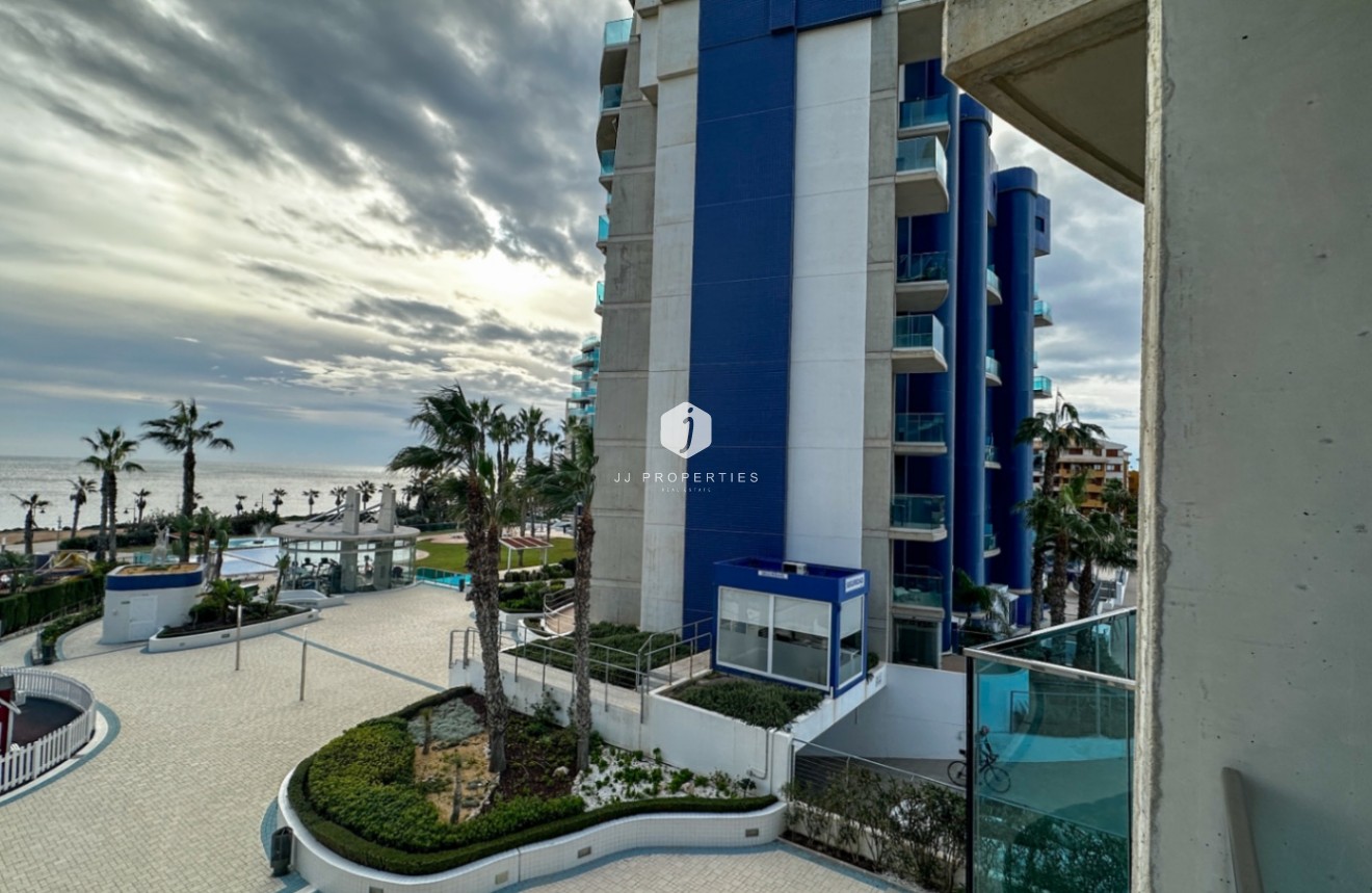Resale - Apartment / flat -
Torrevieja - Costa Blanca