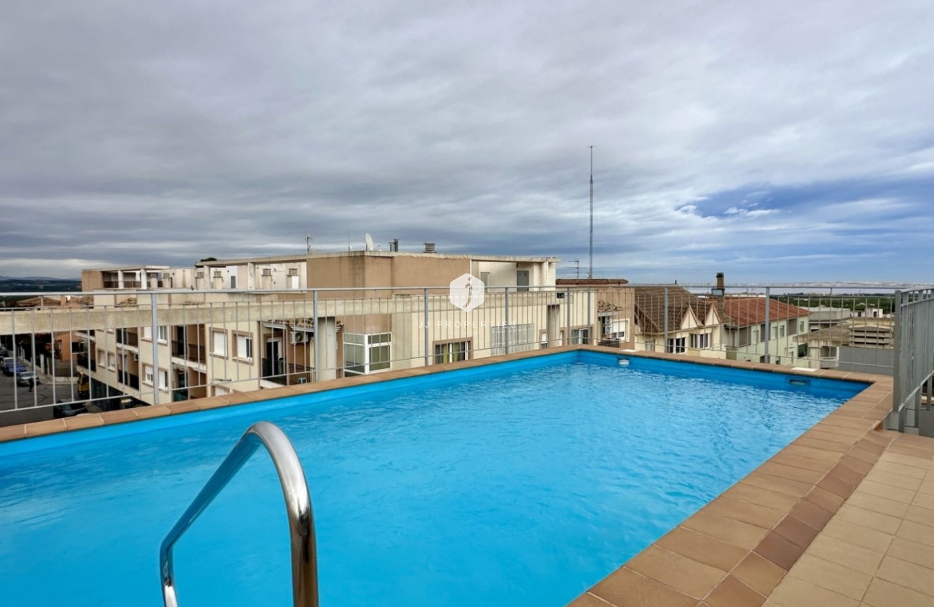 Tweedehands - Appartement / flat -
San Miguel de Salinas - Inland