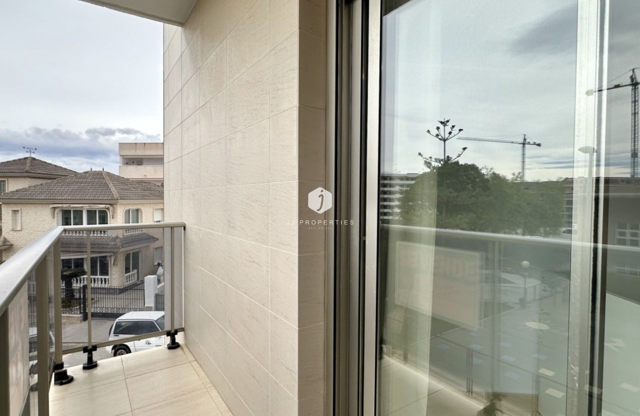 Tweedehands - Appartement / flat -
San Miguel de Salinas - Inland