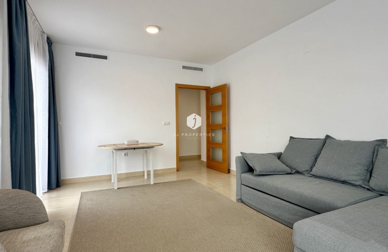 Tweedehands - Appartement / flat -
San Miguel de Salinas - Inland