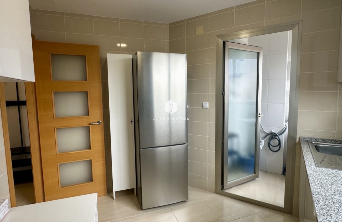 Tweedehands - Appartement / flat -
San Miguel de Salinas - Inland