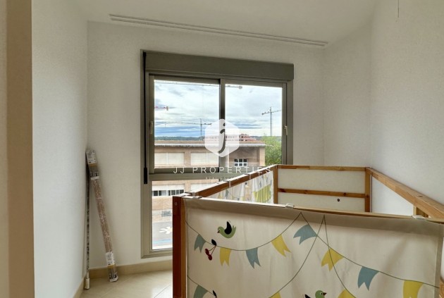 Tweedehands - Appartement / flat -
San Miguel de Salinas - Inland